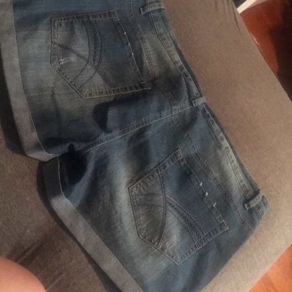 Stretch mid waist denim shorts - Picture 2 of 2